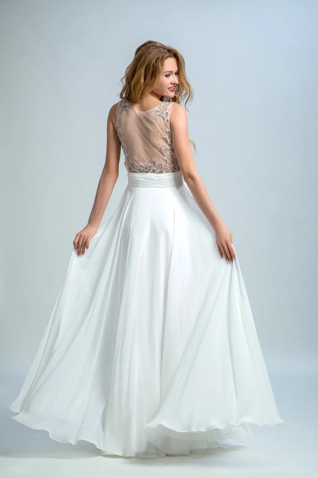 A-line Scoop-Neck Floor-Length Chiffon Beaded White Evening Dresses 2905