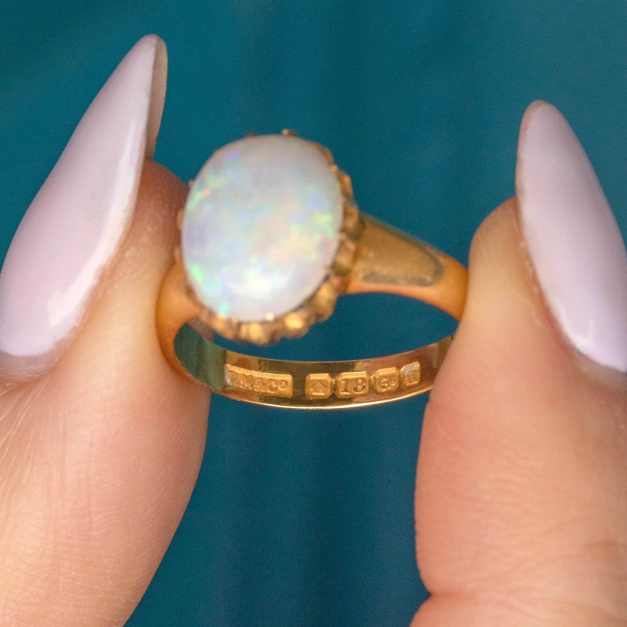 Antique 18ct Gold Opal Cabochon Ring, 1.78ct