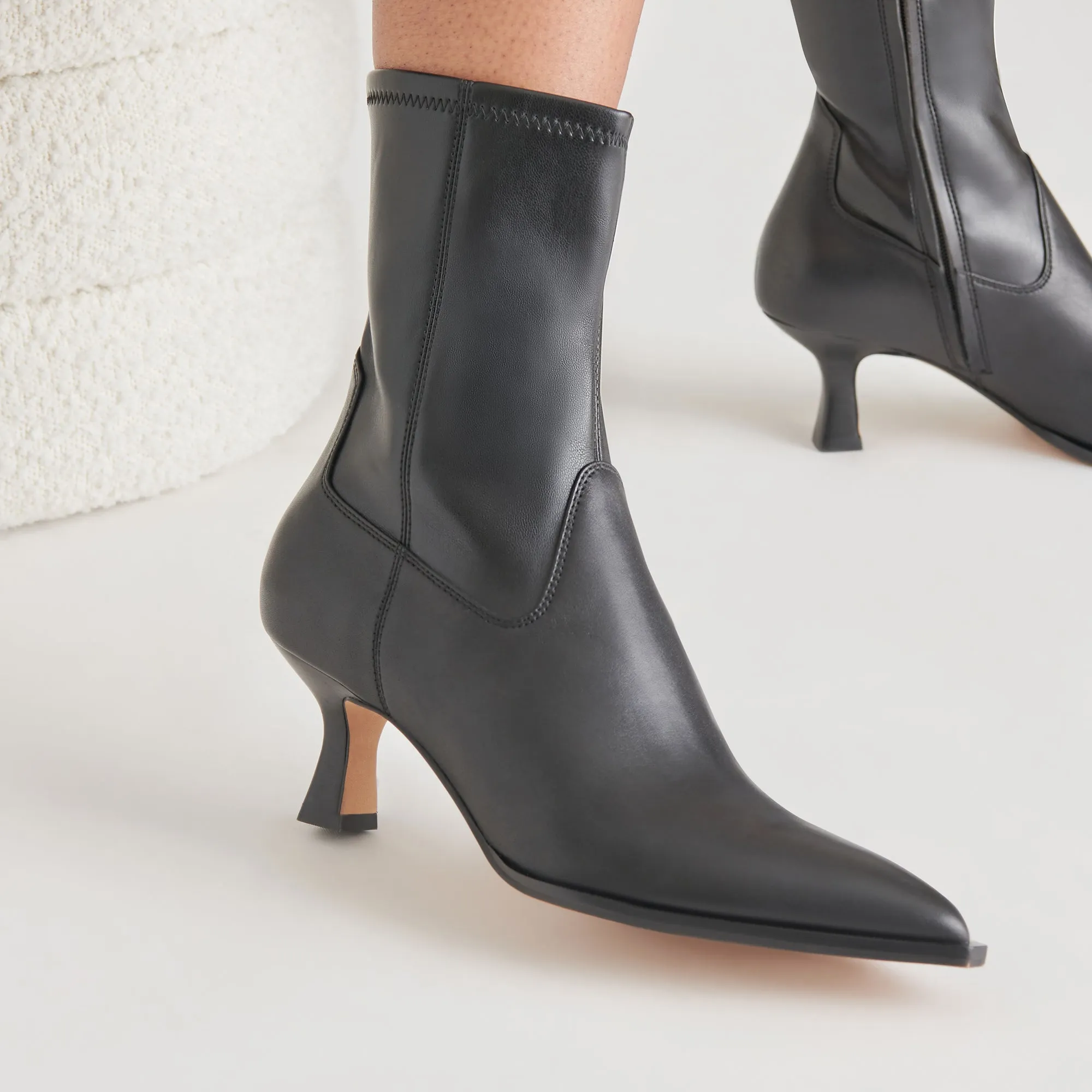 ARYA WIDE CALF BOOTS BLACK LEATHER