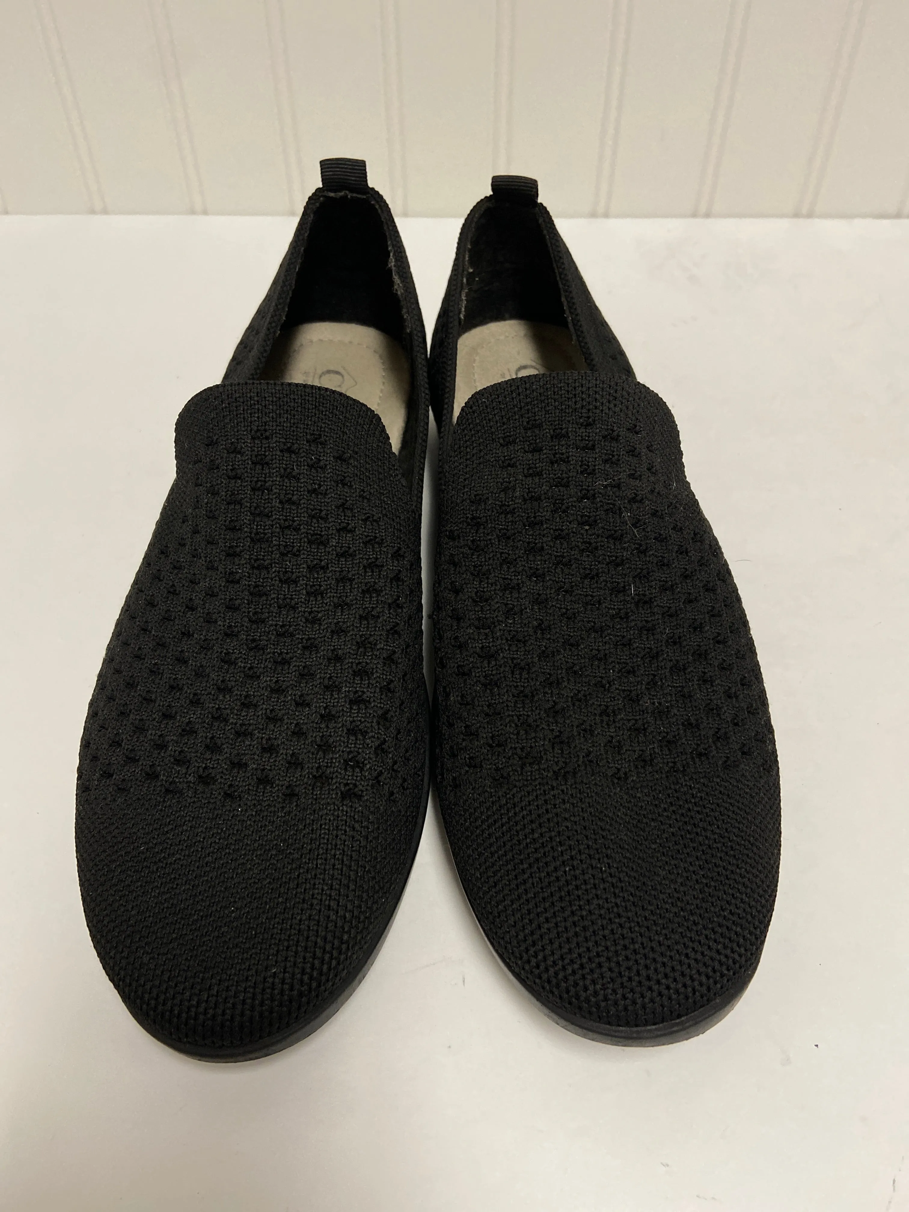 Black Shoes Flats White Mountain, Size 8