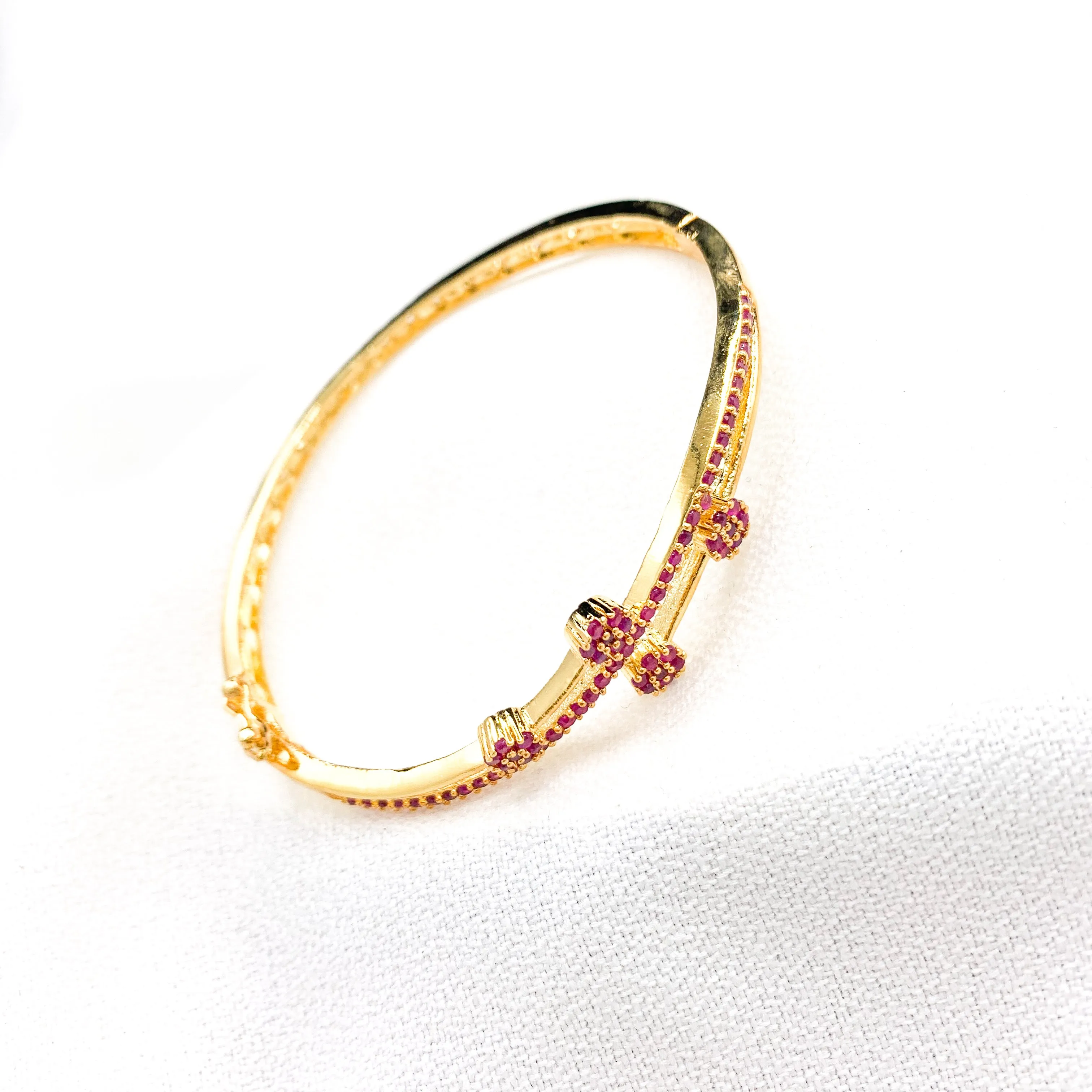 Dainty Detailed Cubic Zirconia (CZ) Stones Single Kada Bangle