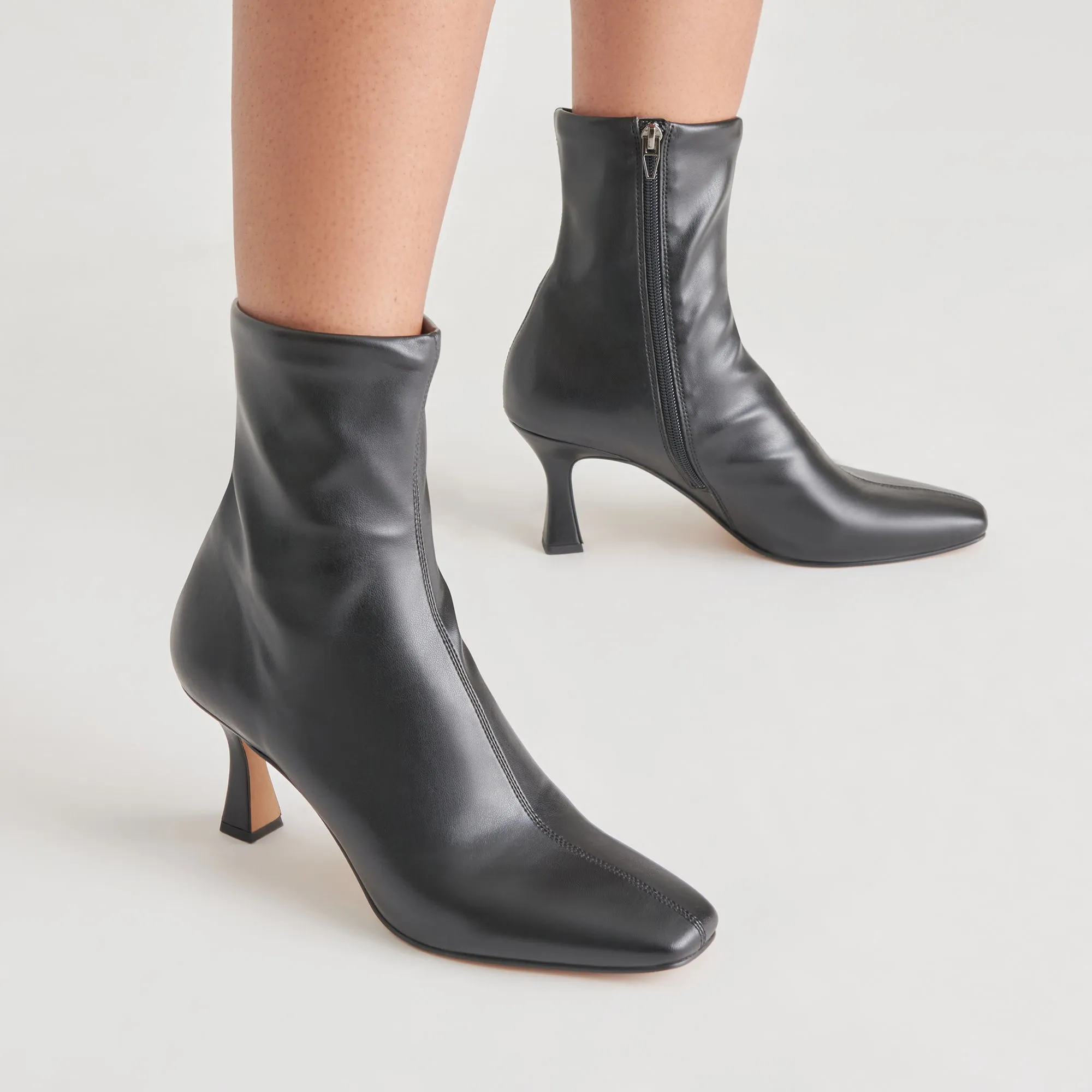 GLAMOR WIDE CALF BOOTS BLACK STELLA