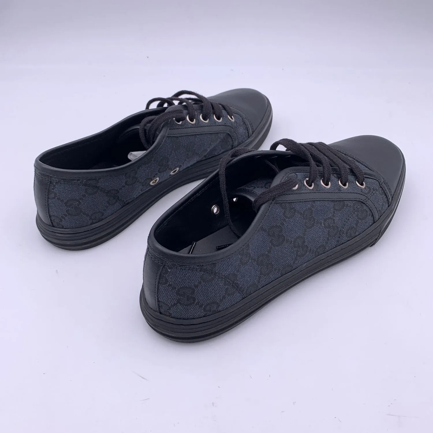 Gucci Black GG Monogram Canvas Low Top Sneakers Shoes Size 40