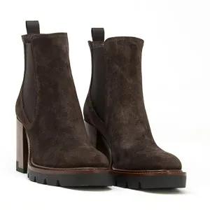 Jane Galland Brown Suede Chelsea Boots