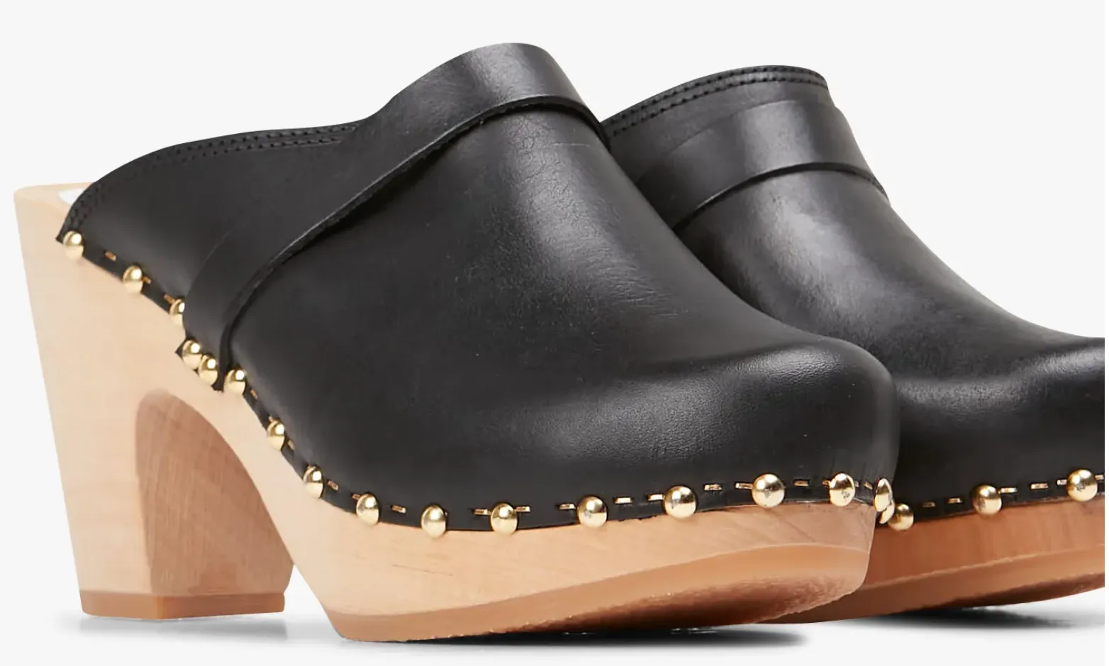 YOUYOU Yndies Black Leather Clogs Sandals